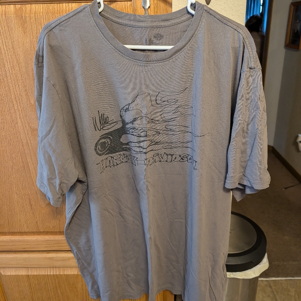 2 harley davidson willie g t shirts